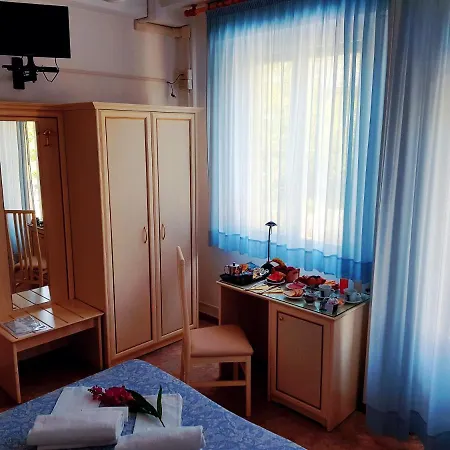 Hotel Rivazzurra Trebbiantico