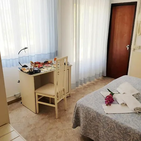 Hotel Rivazzurra 3*